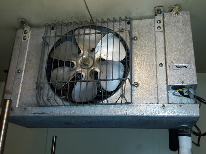 三冷库洋蒸发器维修